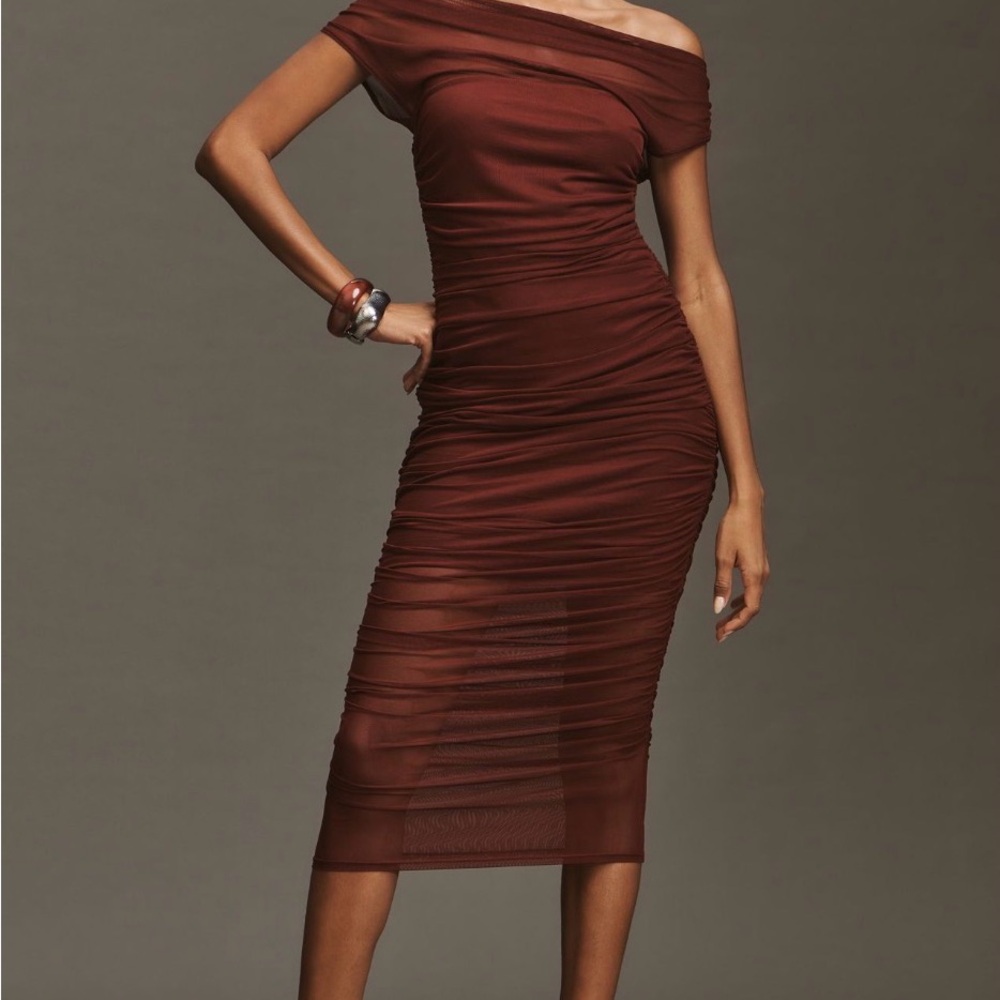 Anthropologie Off-Shoulder Mess Sim Midi Dress